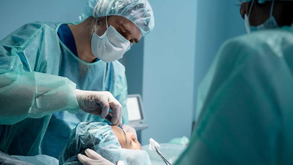 جراحی زیبایی بینی یا رینوپلاستی (Rhinoplasty)