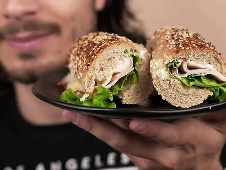 یک رژیم غذایی متعادل داشته باشید